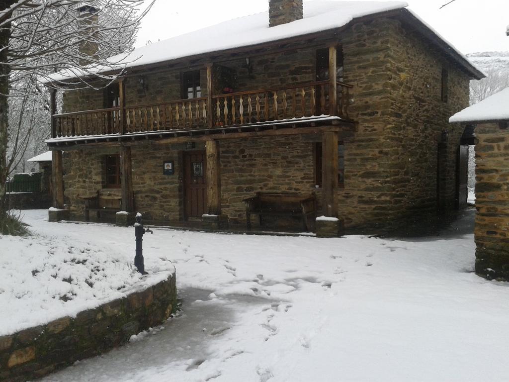 Casa Bouza Guest House Becerreá Eksteriør bilde
