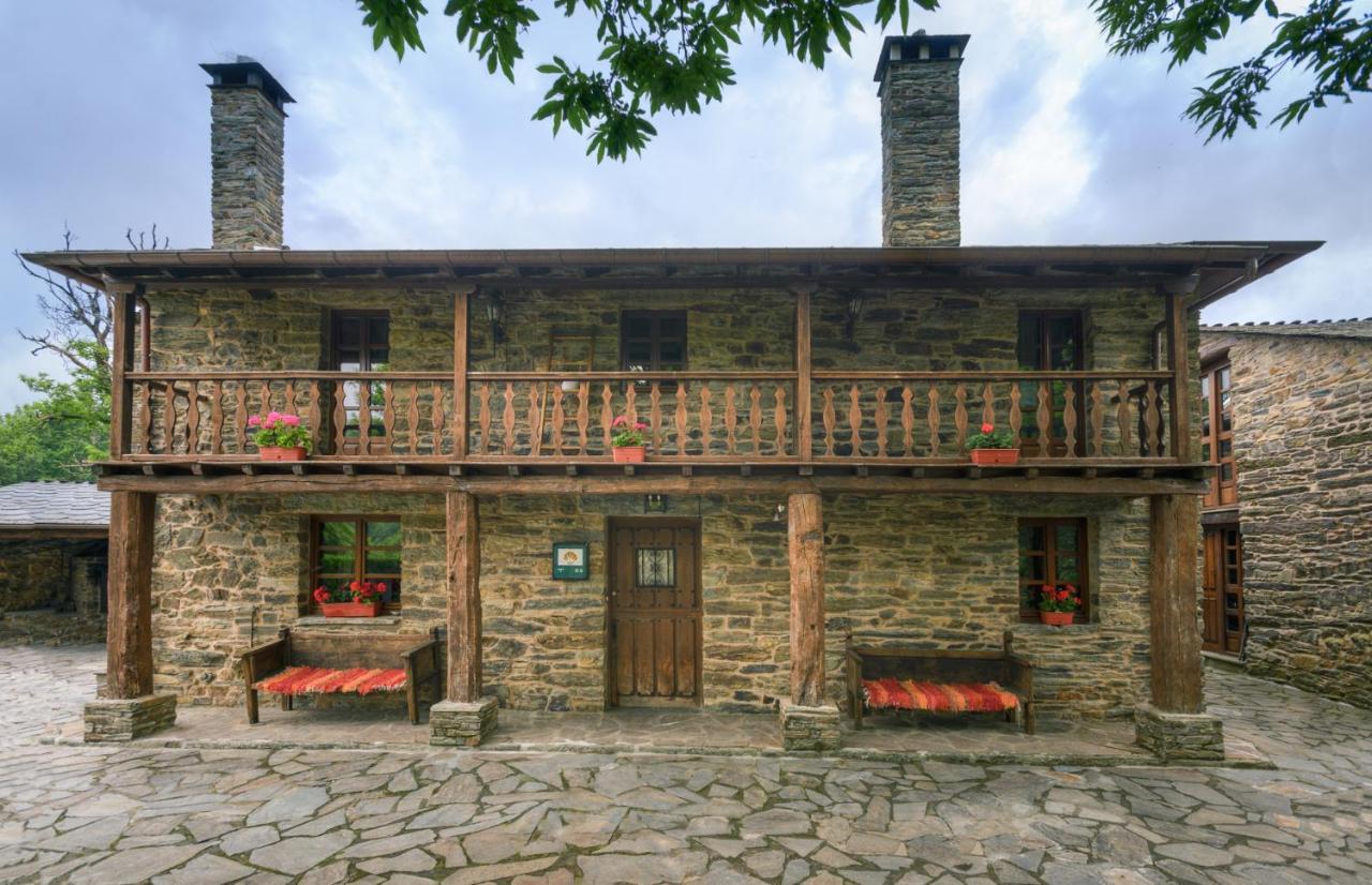 Casa Bouza Guest House Becerreá Eksteriør bilde