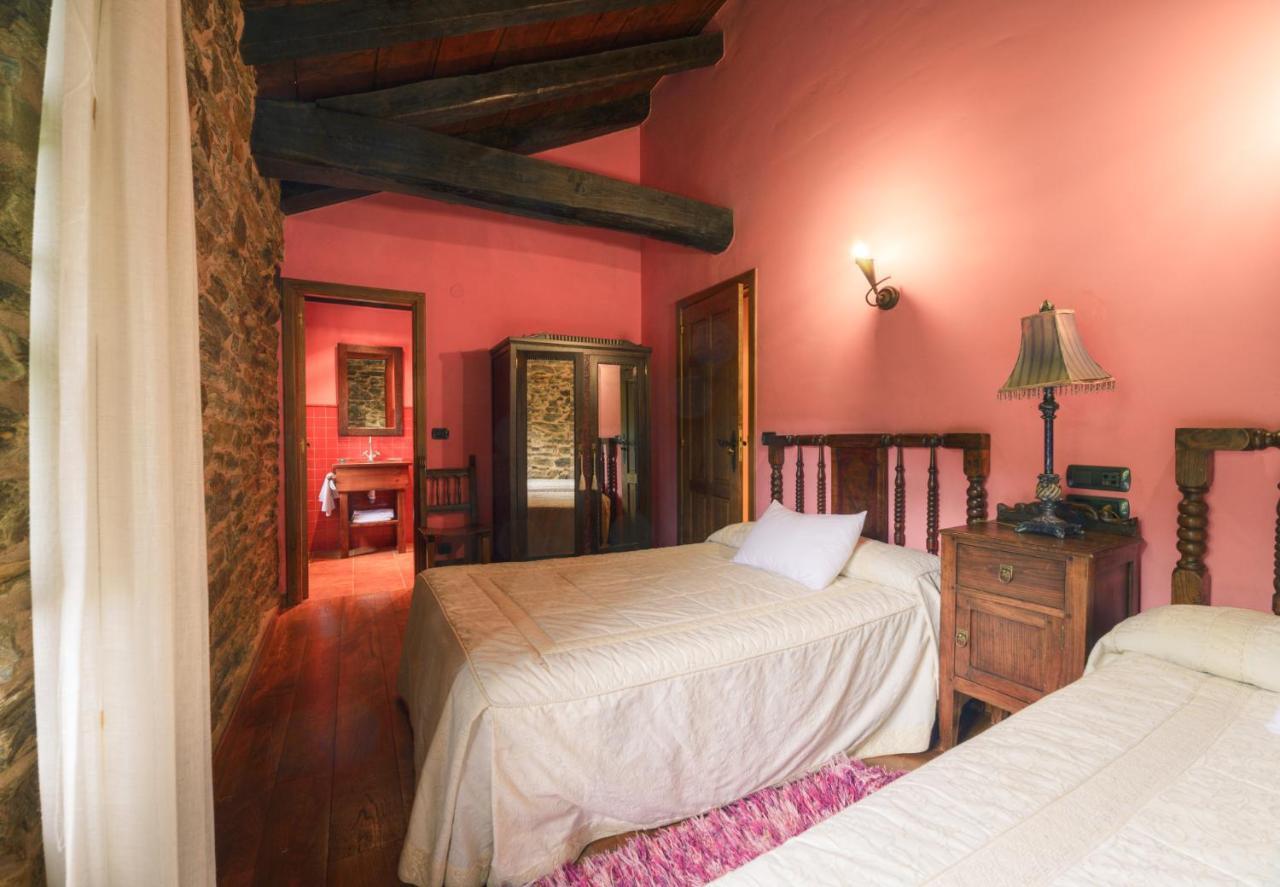 Casa Bouza Guest House Becerreá Eksteriør bilde