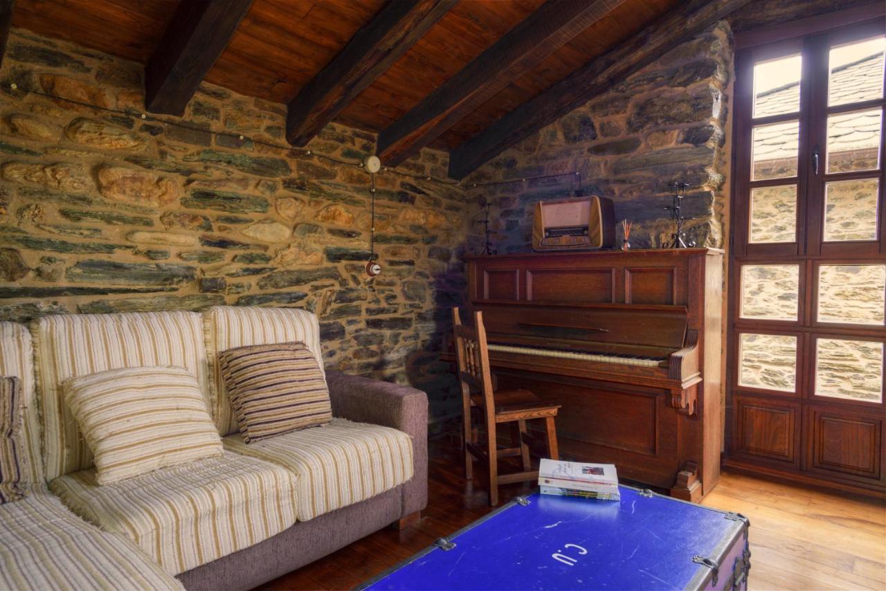 Casa Bouza Guest House Becerreá Eksteriør bilde